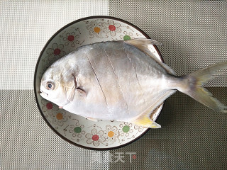 #trust之美#【golden Pomfret in Sauce】 recipe