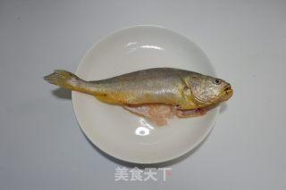 Home Cooked Yellow Croaker recipe