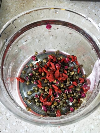 Chinese Wolfberry Chrysanthemum Rose Tea recipe