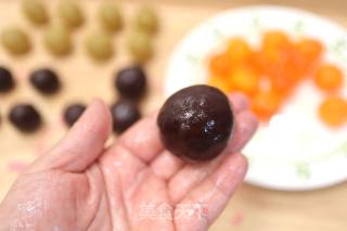 White Lotus Paste & Red Bean Paste Egg Yolk Moon Cake recipe