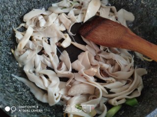 Appetizers with Oyster Sauce and Cumin Pleurotus Eryngii recipe