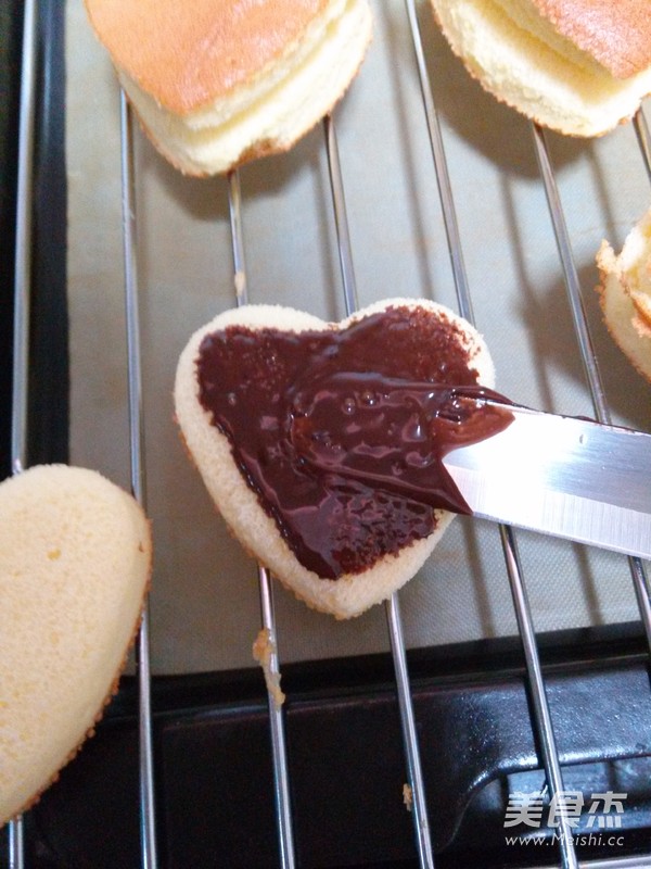 Chocolate Drenched Love Heart Cake recipe