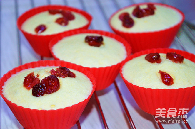 Delicious Cranberry Steamed Cake recipe