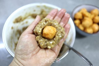 Salted Egg Yolk Sixi Meatballs recipe
