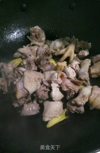 Stewed Chicken with Pearl Mushroom-electric Pressure Cooker Version recipe