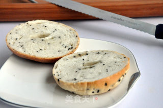#the 4th Baking Contest and is Love to Eat Festival#black Sesame Bagel Sandwich recipe