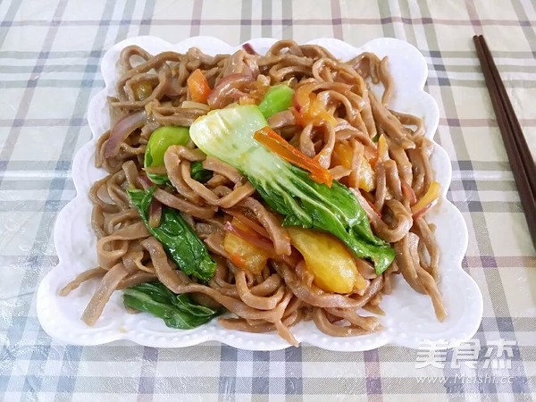 Fried Noodles with Black Rice Water and Noodles recipe