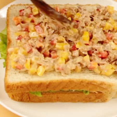 Tuna Comb Sandwich recipe