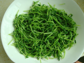 Radish Mixed with Bean Sprouts recipe