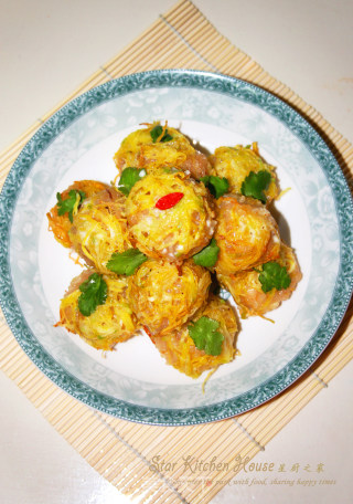 [shrimp Balls that Make You Delicious] Golden Glutinous Rice and Shrimp Balls recipe