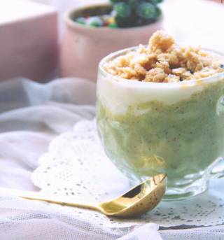 Kiwi Yogurt recipe