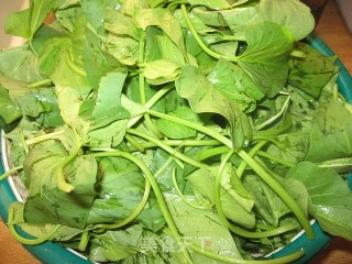 Stir-fried Sweet Potato Leaves with Fermented Bean Curd recipe