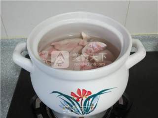 Trotter Soybeans, Lotus Root and Yam Pot recipe