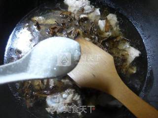 Grilled Keel with Bamboo Shoots and Dried Vegetables recipe