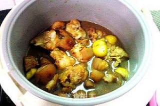 [fragrant Soft Q Glutinous] Chestnut Braised Pig's Feet---with Universal Brine Sauce recipe