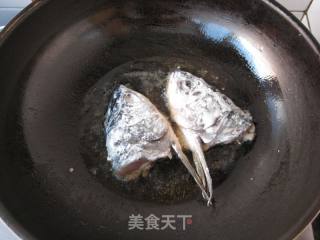 Warm Up The Cold Winter-soy Bean Curd Fish Head Pot recipe