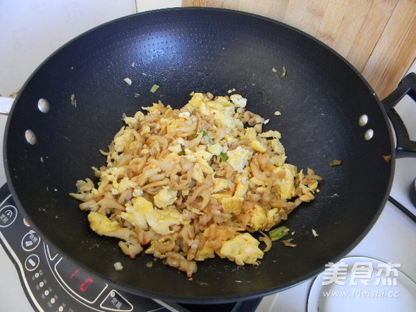 Fried Clam Meat with Egg recipe