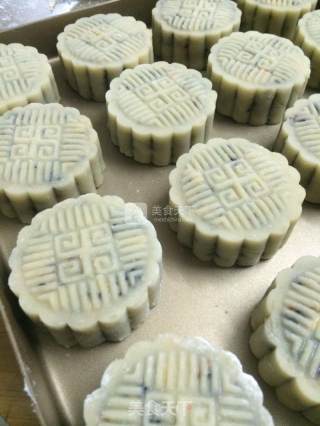 #新良first Baking Competition# Cantonese-style Five-ren Moon Cakes recipe