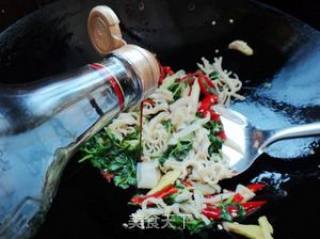 Stir-fried Fennel with Mint and Pickled Peppers recipe