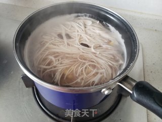 Meatball Soup Noodles recipe