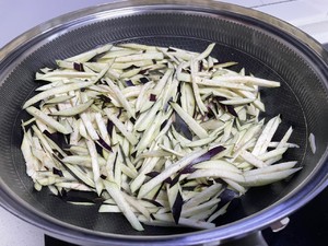 Pepper Eggplant Shreds recipe