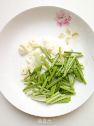 Stir-fried Blood Tofu recipe