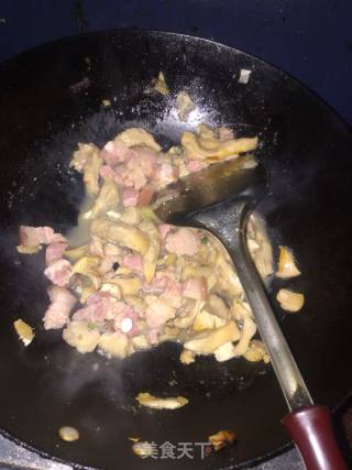 Bacon, Clam and Tofu in Claypot recipe