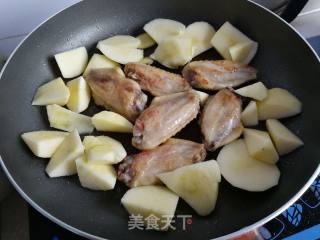 Apple Roasted Chicken Wings recipe