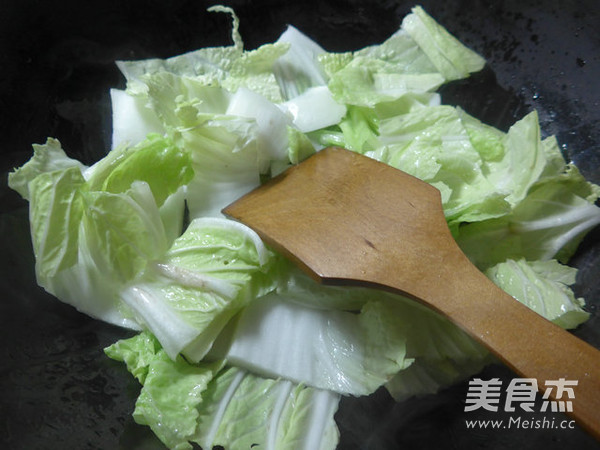 Cabbage and Clam Soup with Vermicelli recipe