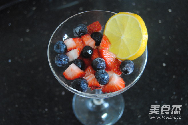 Berry Love Cocktail recipe