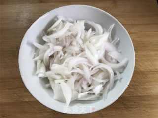 Scrambled Eggs with Onions recipe