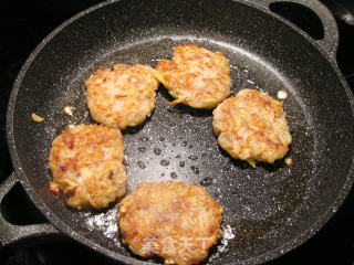 Potato Cakes with Minced Meat recipe