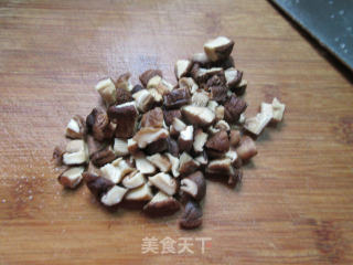 Mushrooms, Peanuts and Egg Sauce recipe