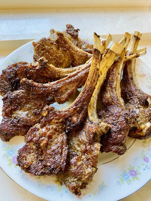 Grilled Lamb Chops with Tender Outside and Tender Inside (oven Version) recipe