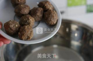 Black Pepper Meatball Seaweed Soup recipe