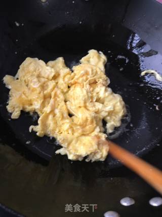 Minced Garlic Fried Egg with Cucumber recipe
