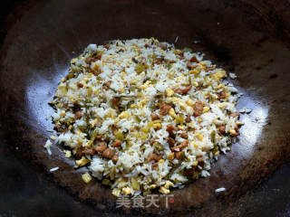 Fried Rice with Diced Pork and Egg with Sauerkraut recipe