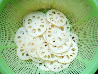 I Love You The Most Beautiful Red ------ Rouge Lotus Root recipe