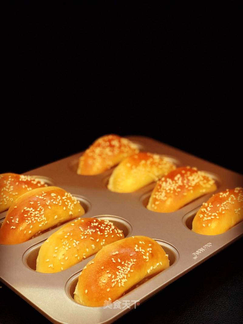 Sesame Meal Buns recipe