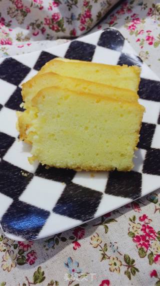 Warm Pound Cake ~ ~ Lemon Flavor recipe