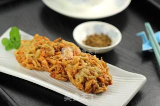 Shredded River Prawn and Carrot Cake recipe