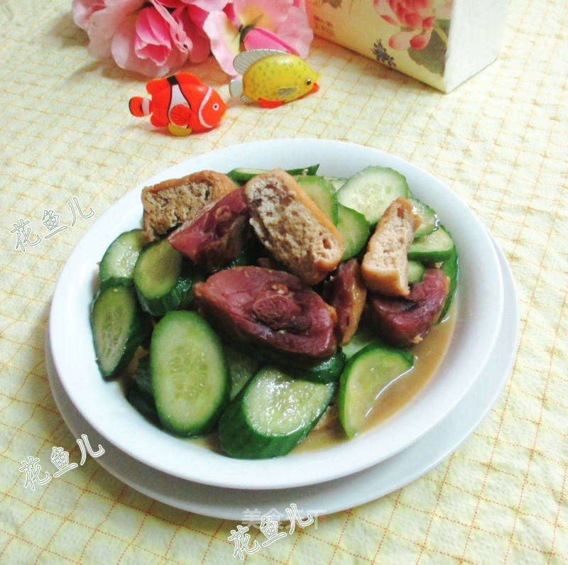 Stir-fried Cucumber and Cured Duck Leg with Tofu