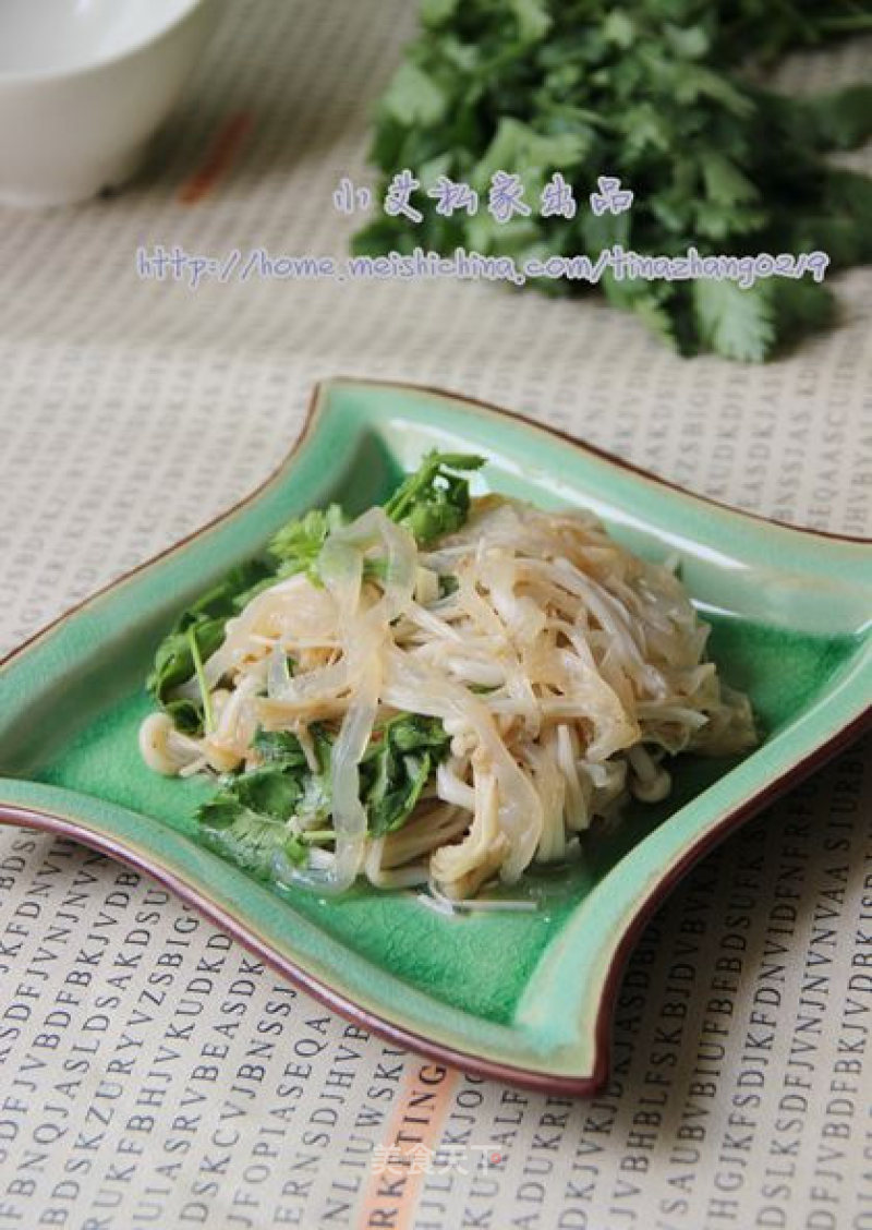 Jellyfish Mixed with Golden Needles recipe