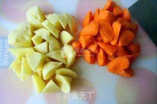 Beef Stew with Tomatoes and Potatoes recipe