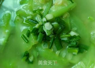 Shrimp Skin and Star Anise Loofah Soup recipe