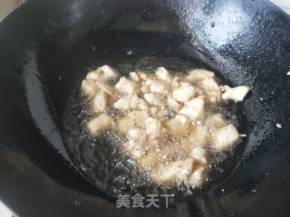 Kung Pao Chicken with Fungus recipe