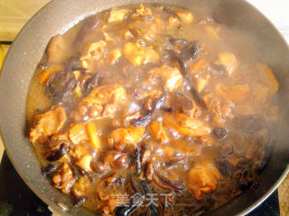 Chicken Stewed Hazel Mushroom recipe