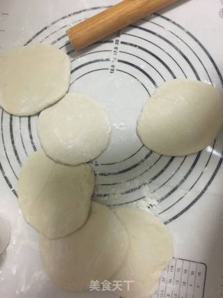 Lard Dregs Wrapped Bean Curd Buns recipe