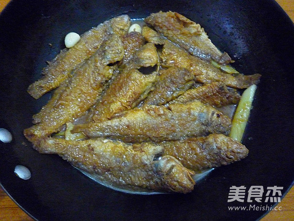 Home-boiled Yellow Croaker recipe