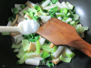 Stir-fried Rice Cake with Fish, Tofu and Vegetables recipe